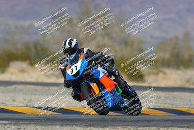 media/Feb-05-2023-SoCal Trackdays (Sun) [[b2340e6653]]/Turn 5 (120pm)/